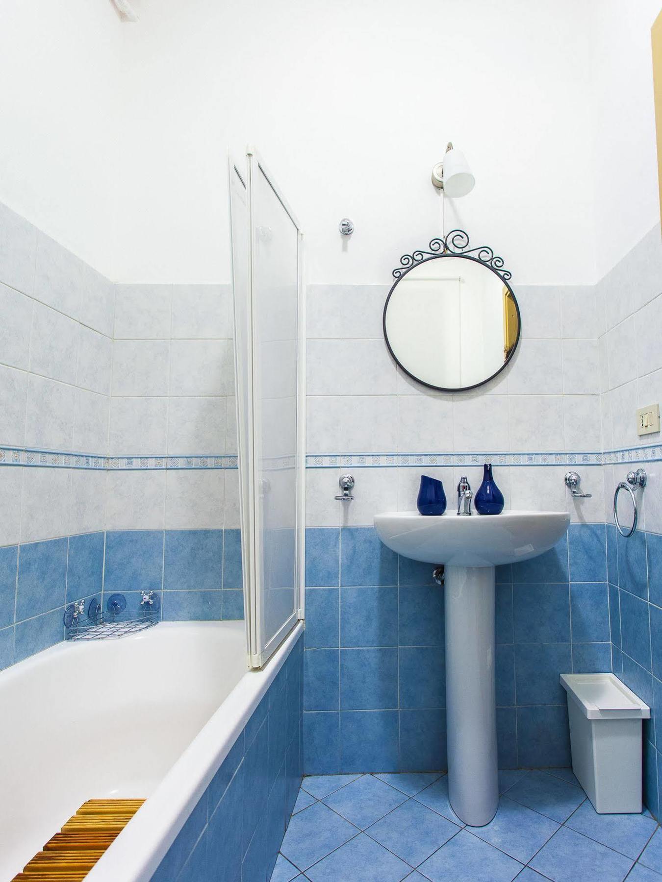 Belmoro - La Dimora Del Capo Bed & Breakfast ปาแลร์โม ภายนอก รูปภาพ